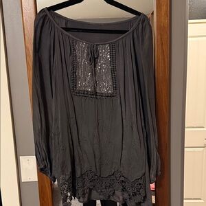 Elegant Grey Women's Top silk